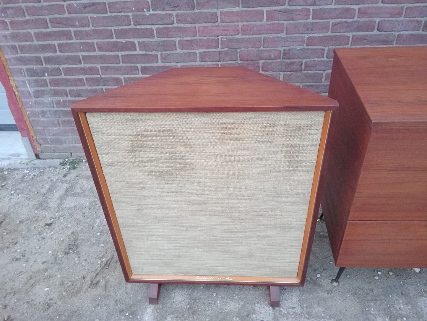 Carad Pro Arte Radiomeubel  v2 & Corner 8872 luidsprekers (bieden)