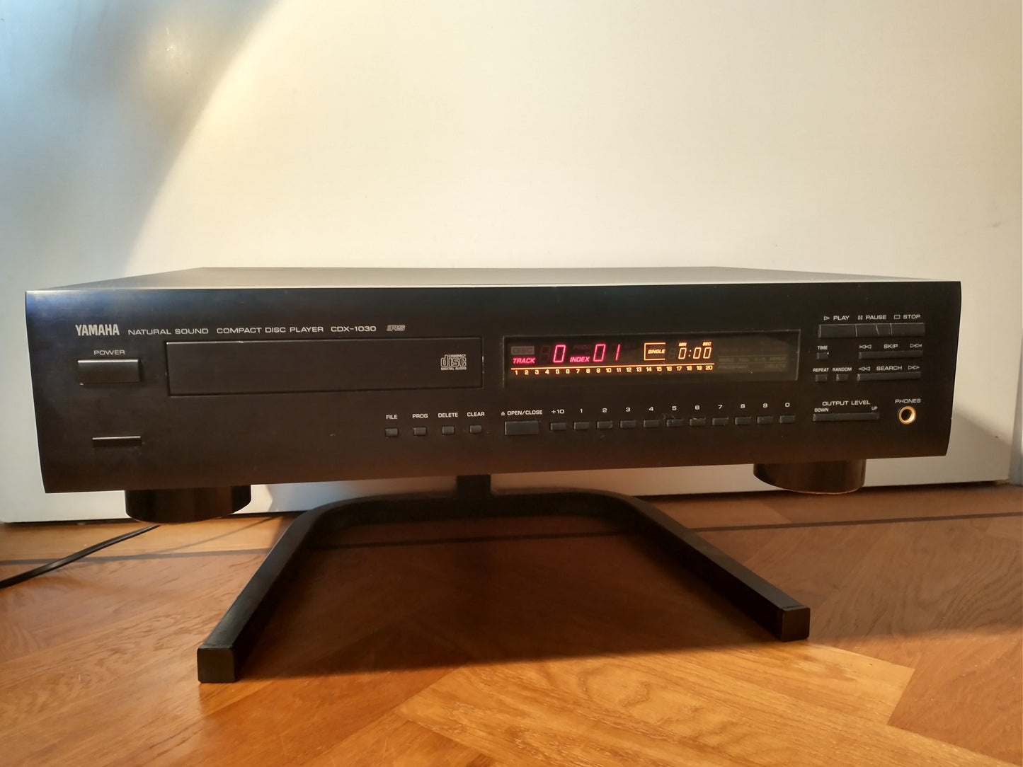 Yamaha CDX-1030