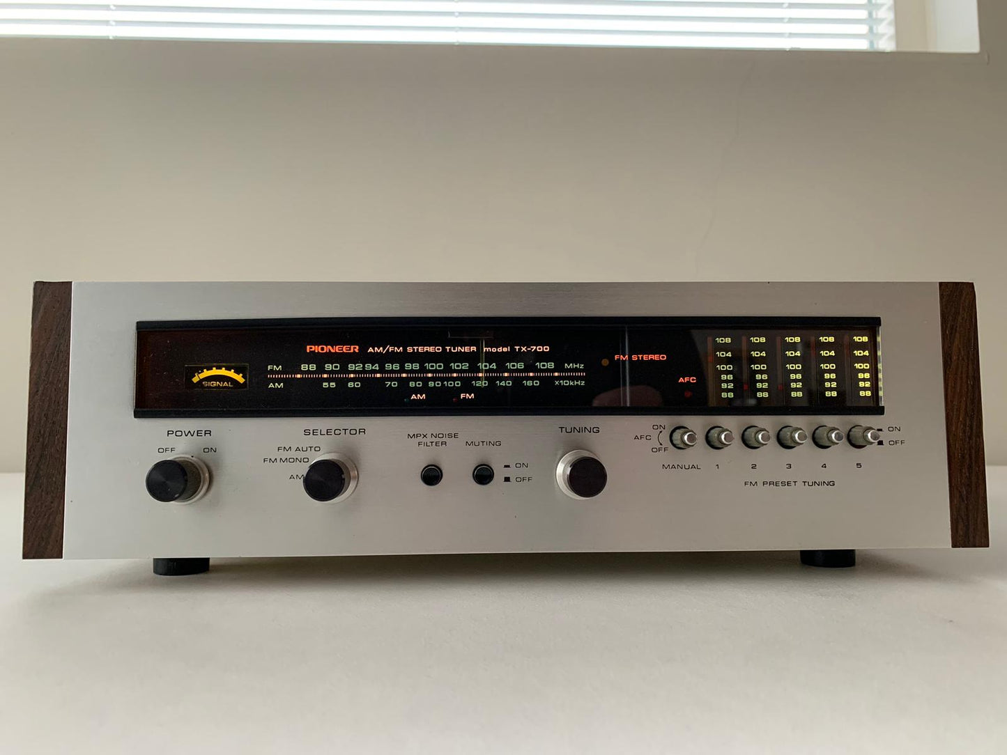 Pioneer TX-700